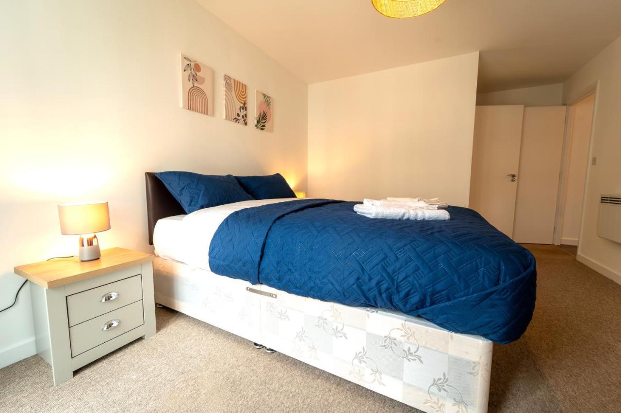 Spacious Apartment In Woking Town Centre Luaran gambar
